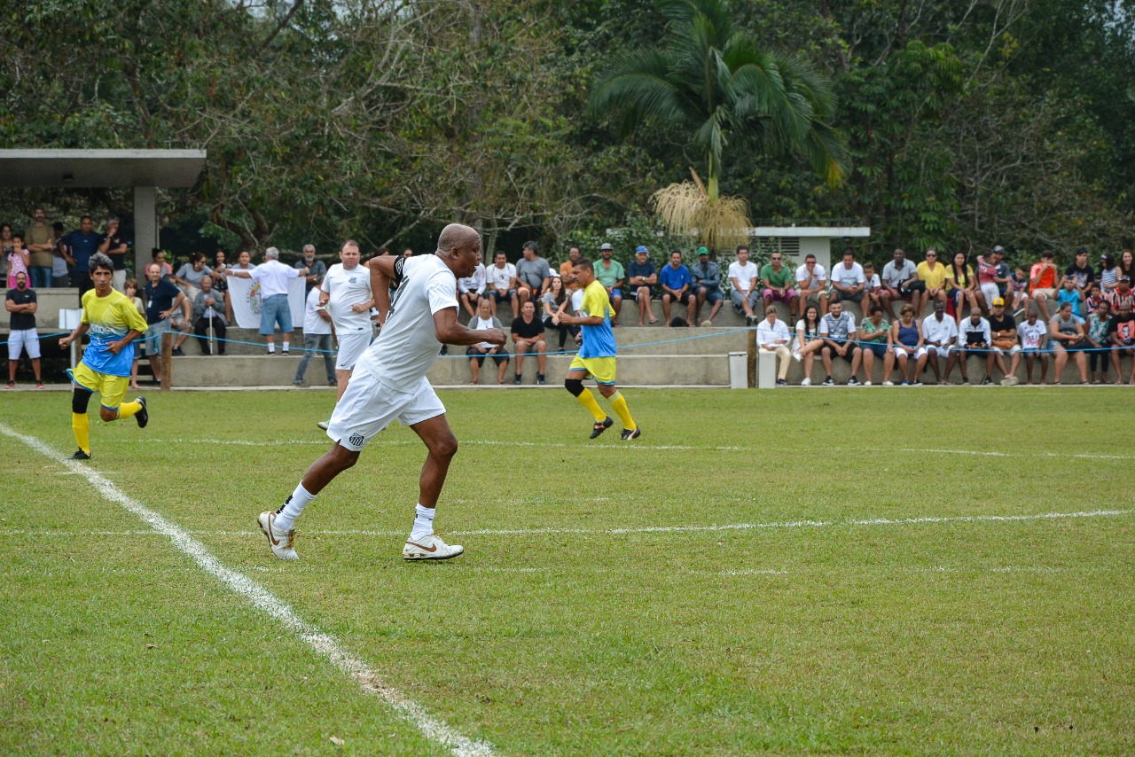 Craques do futebol brasileiro se reúnem para Selesim 2022 neste domingo (22)