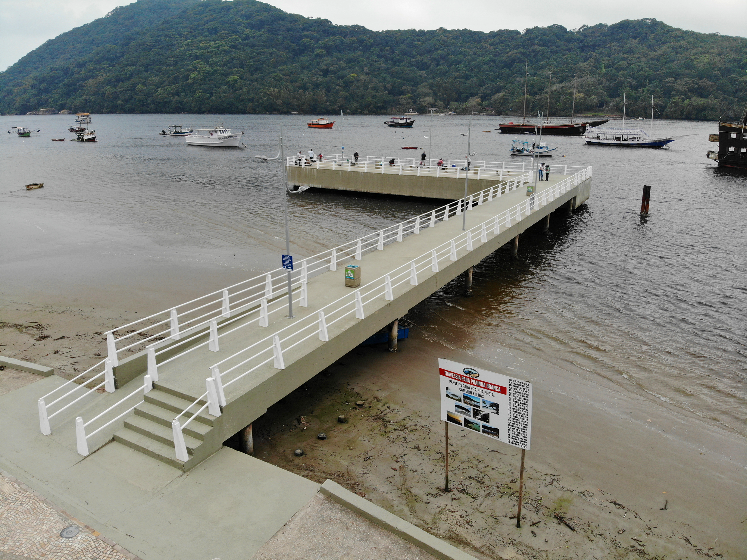 Prefeitura entrega revitalização do Píer Licurgo Mazzoni