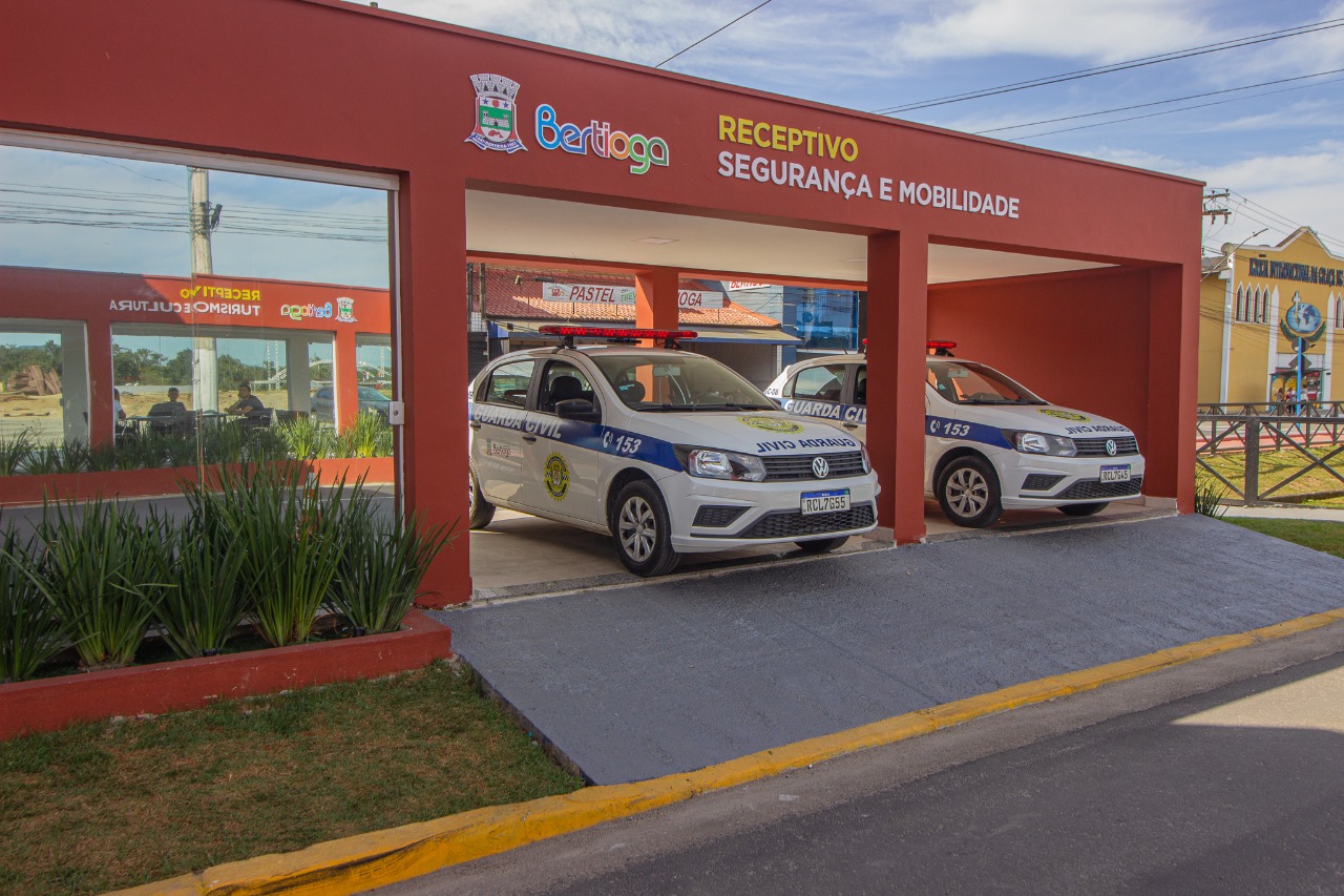 Homem é preso por furto de celular, em Bertioga