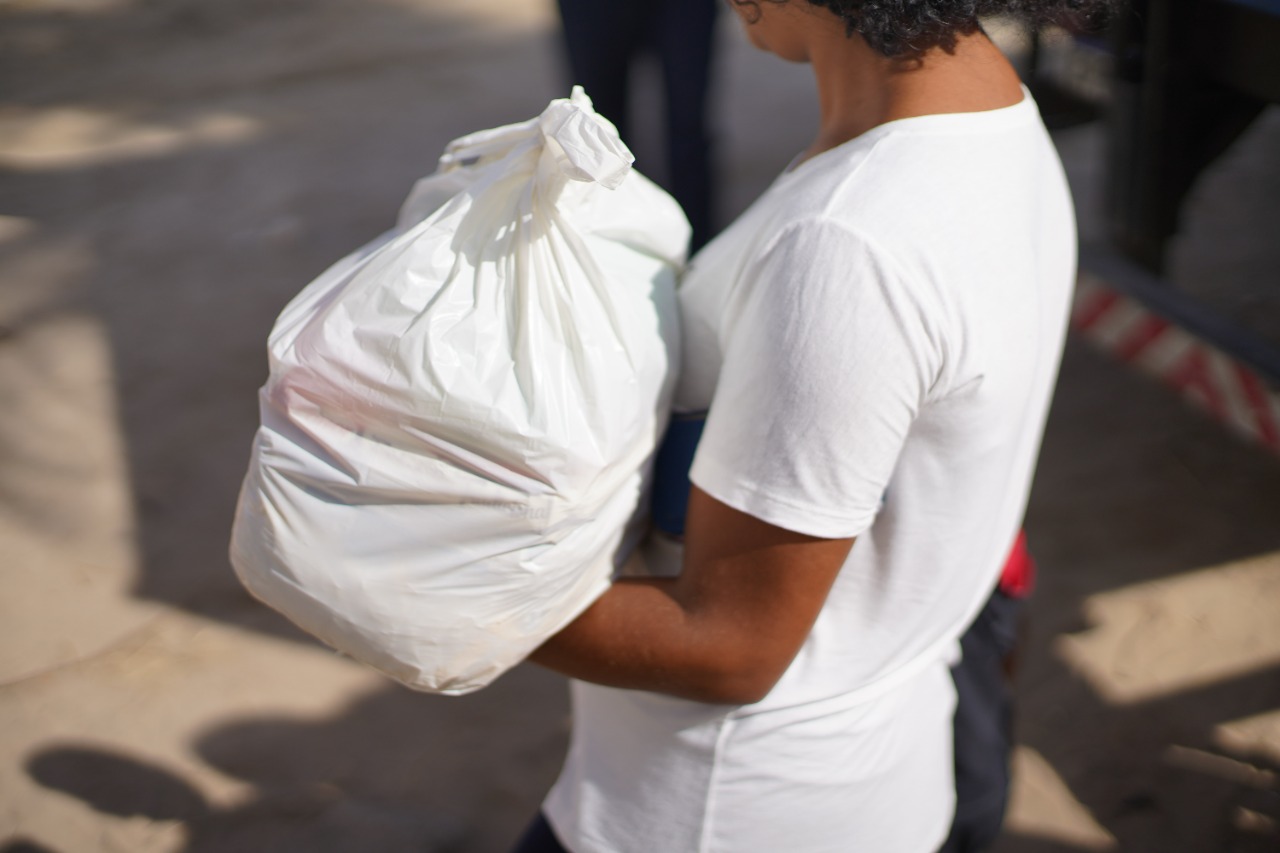 Fundo Social entrega kits de alimentos a famílias em vulnerabilidade