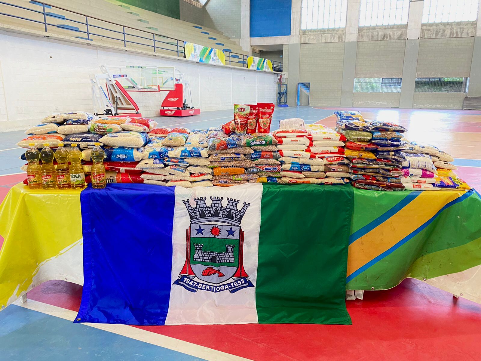 Cerca de meia tonelada de alimentos são arrecadados com a Copa Agita Bertioga de Inverno