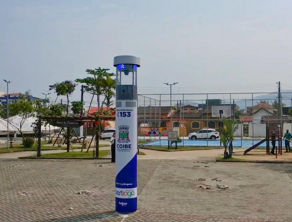 Prefeitura de Bertioga instala totens de segurança no entorno de escolas e creches