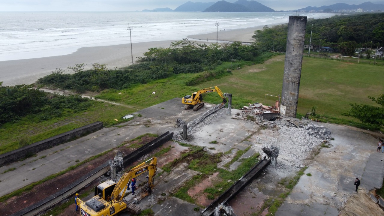 Antigo Terminal do Jd. Raphael em Bertioga é demolido para dar lugar a uma Vila do Bem