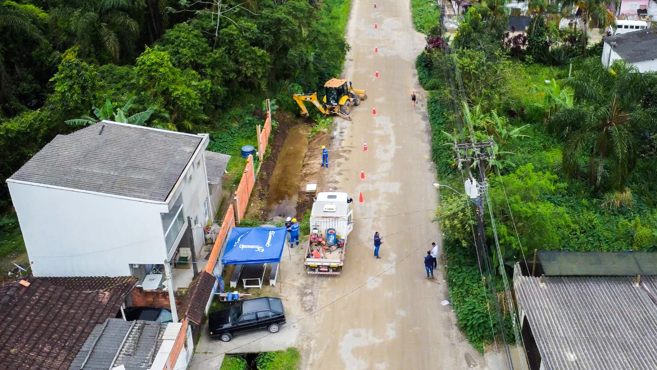 Mais ruas do Bairro Chácaras ganham pavimentação