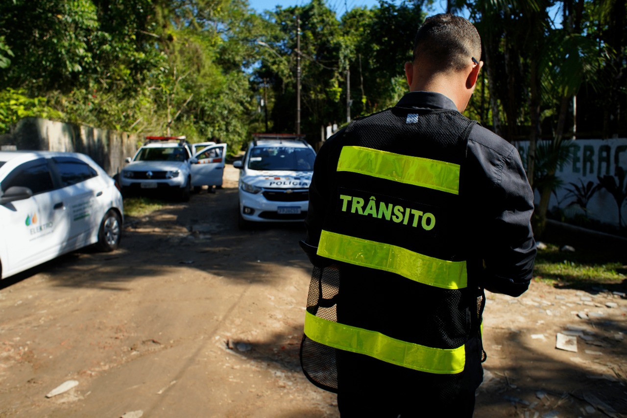 Operação Ferro-Velho: Força-tarefa fiscaliza comércios em Vicente de Carvalho, Jd. Raphael e Vista Linda