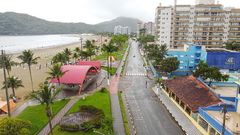 Avenida Tomé de Souza tem trecho interditado no Réveillon