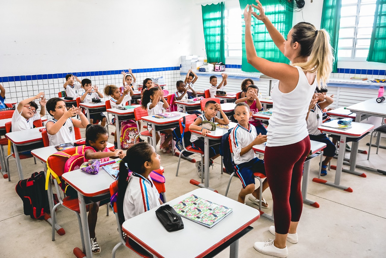 Prefeitura abre mais de 100 vagas em processo seletivo de professores temporários