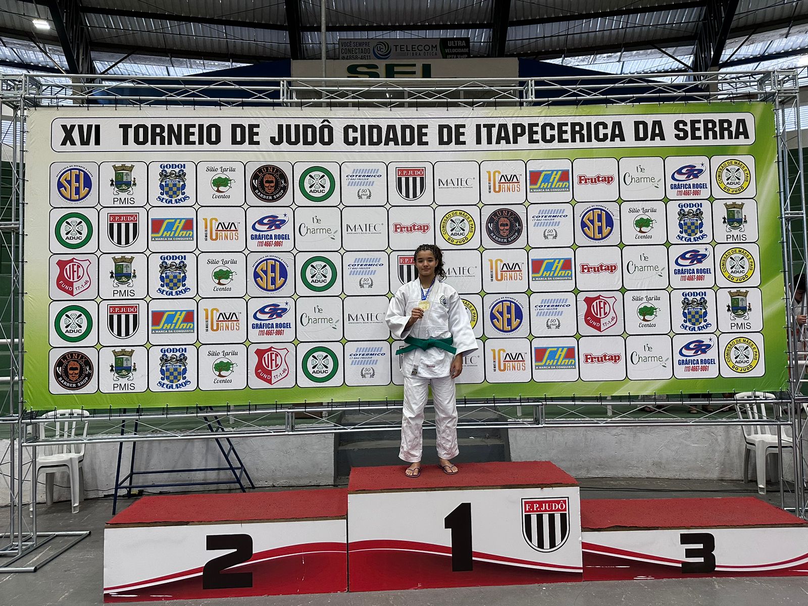 Judoca de Bertioga conquista medalha de ouro em tradicional torneio