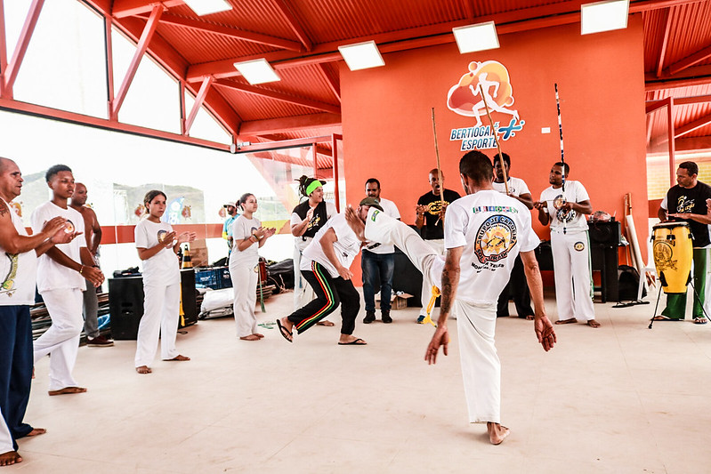 Bertioga realiza seletiva de capoeira no Ginásio no Municipal