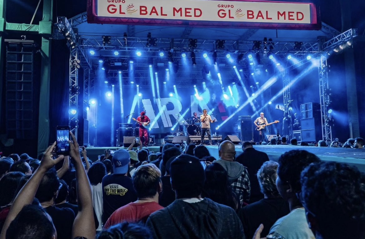 O primeiro fim de semana da Festa da Primavera foi marcado por muito rock e pela seletiva do concurso de Miss