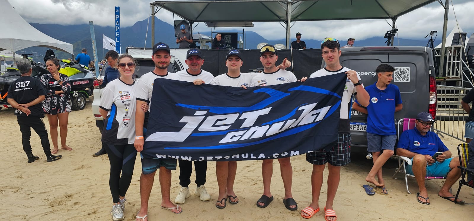 Bertioga domina o pódio em Campeonato Nacional de Moto Aquática