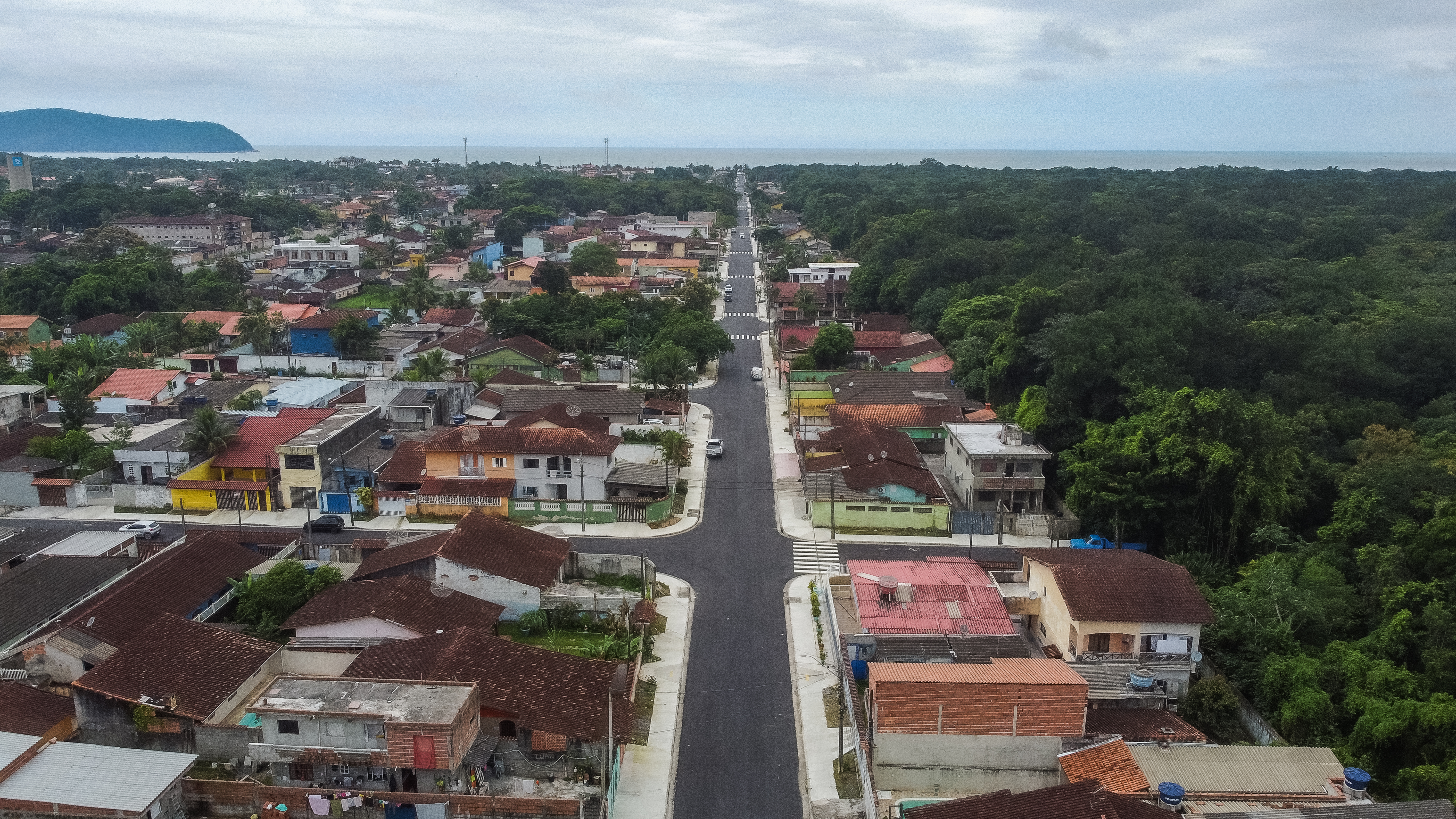 Prefeitura conclui pavimentação em 17 ruas no antigo núcleo Vista Alegre, em Bertioga (SP)