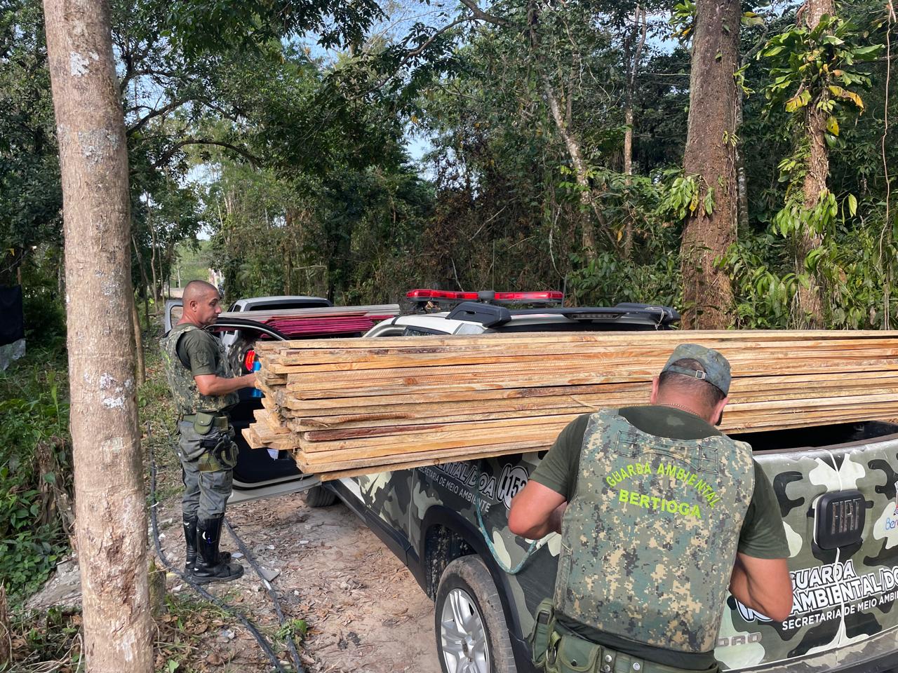 DOA interrompe comércio ilegal de lotes em operação com a polícia ambiental