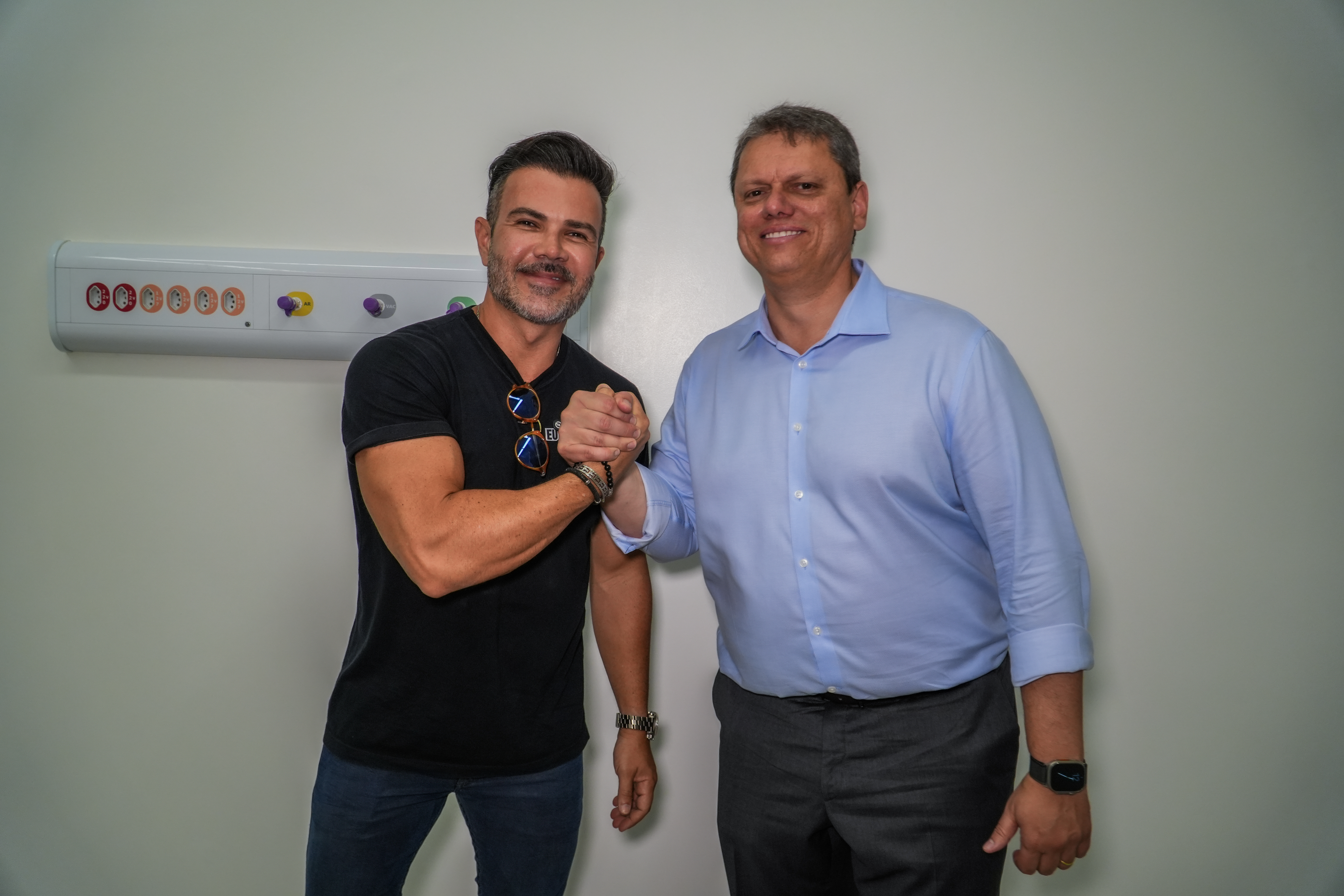 Governador Tarcísio de Freitas garante parceria com Prefeitura de Bertioga para custeio do novo hospital