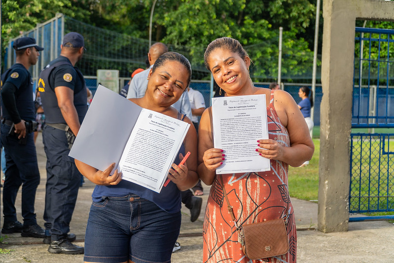 Prefeitura de Bertioga entrega os tão sonhados mais de 30 títulos de regularização fundiária no Indaiá 
