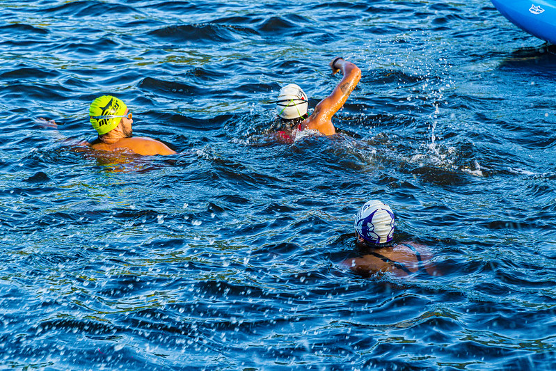 Ultramaratona Aquática do Rio Itapanhaú reúne 315 nadadores em Bertioga