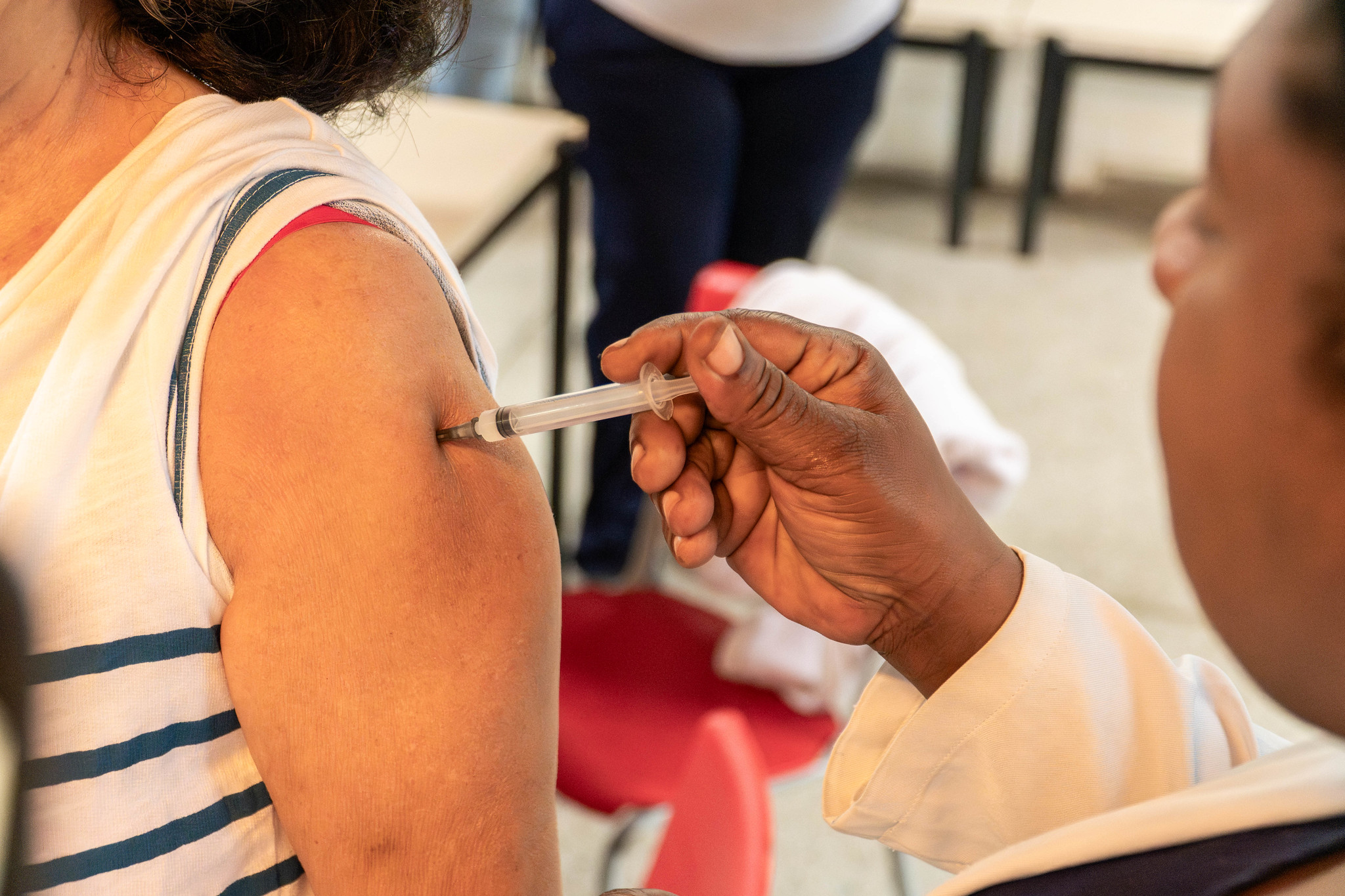 Vacinação contra gripe é ampliada para população acima de 6 meses a partir desta quinta-feira (22)