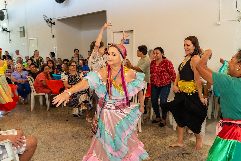 Centro Viva Bem celebra Dia das Mães e aniversário de Bertioga com manhã especial