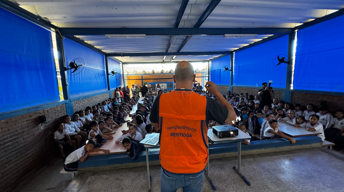 Escola Delphino Stockler recebe 1º aula do projeto “Defesa Civil nas Escolas” em Bertioga