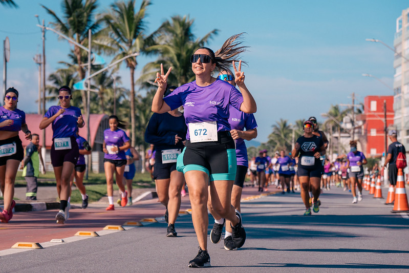 Cerca de 500 atletas participam da 1ª Meia Maratona de Bertioga