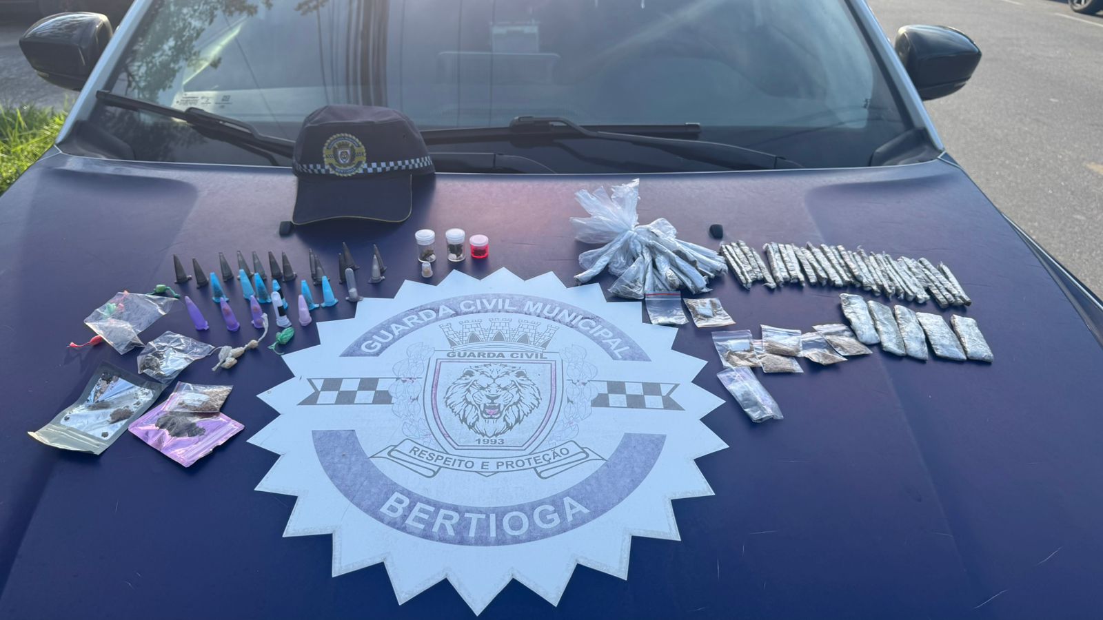 Ação rápida da GCM resulta em apreensão de entorpecentes no centro de Bertioga