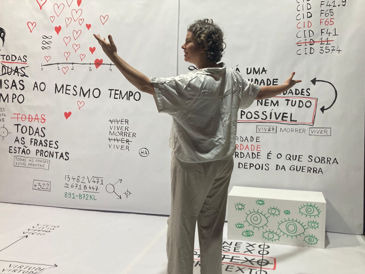 Artistas locais apresentam espetáculo ‘Ensaio sobre o Fracasso’ com entrada gratuita