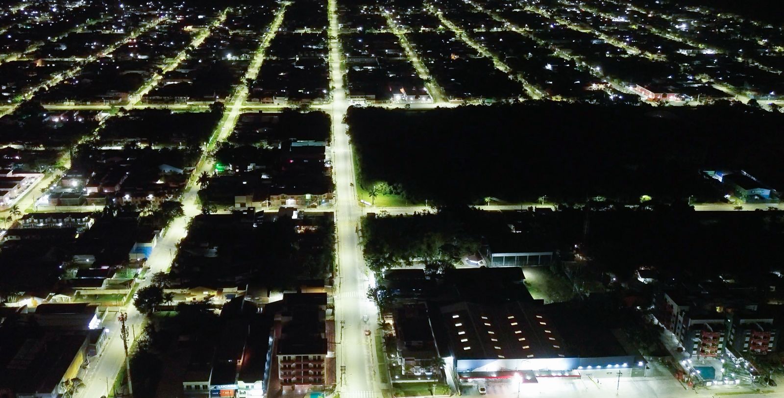 Modernização da iluminação pública transforma bairros da região norte