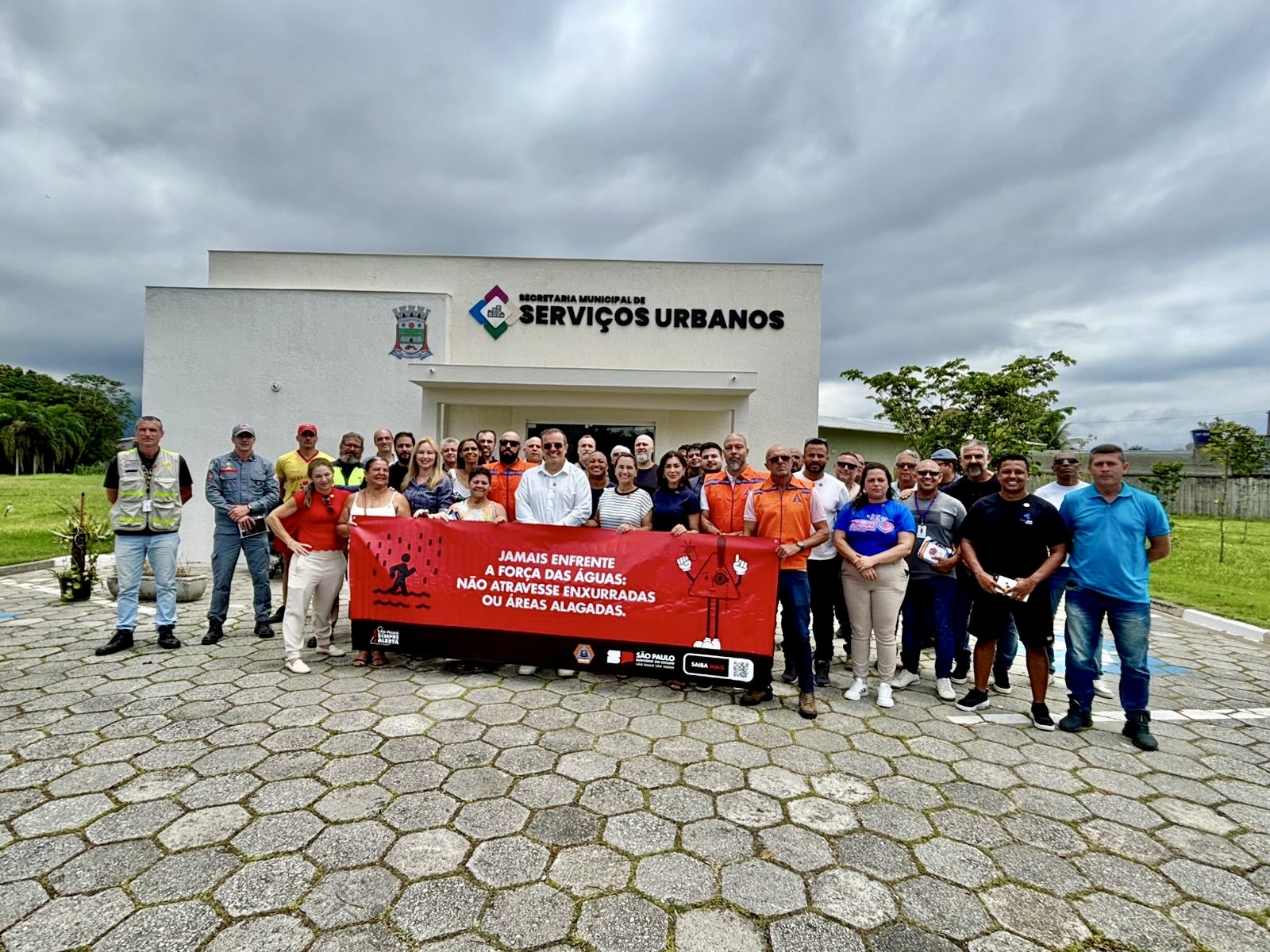 Defesa Civil de Bertioga realiza reunião multissetorial de ações durante chuvas de verão