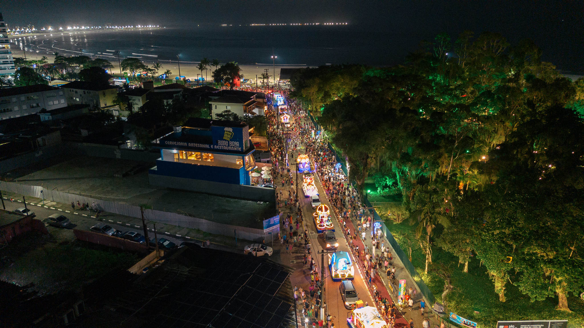Parada de Natal provoca interdições no trânsito de Bertioga neste sábado (20)