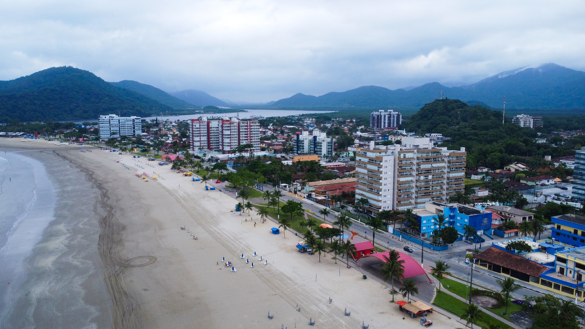 Prefeitura de Bertioga inicia entrega dos carnês do IPTU 2026