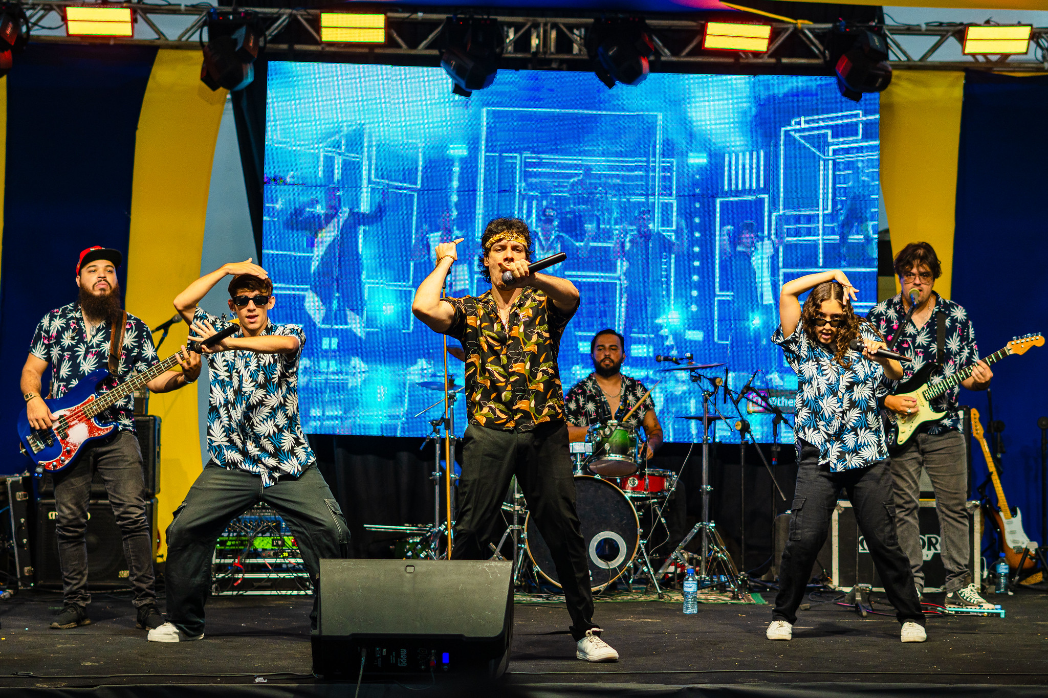 Fim de semana em Bertioga tem rock, samba e grandes tributos no “Sabores do Verão”