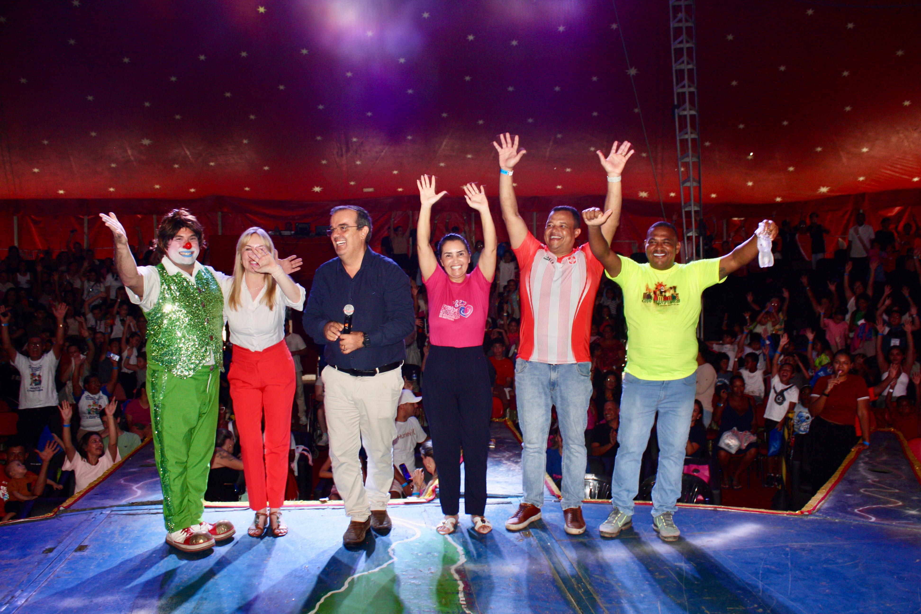 Fundo Social leva encanto do circo a mais de mil crianças e famílias de Bertioga