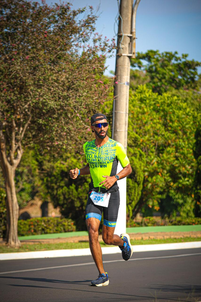 Triatleta de Bertioga garante vaga no Mundial de Multiesportes de Triathlon em Abu Dhabi