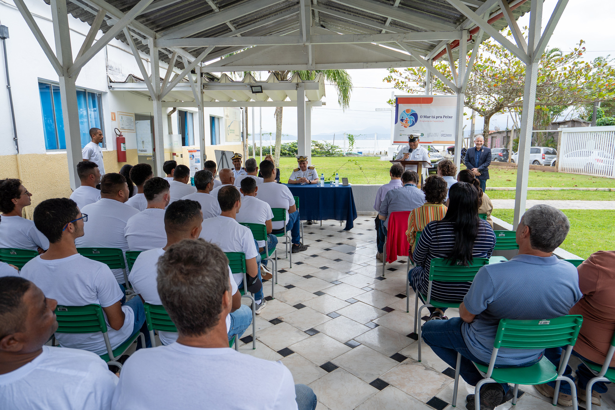 Prefeitura de Bertioga abre inscrições para curso gratuito de formação profissional para pescadores artesanais