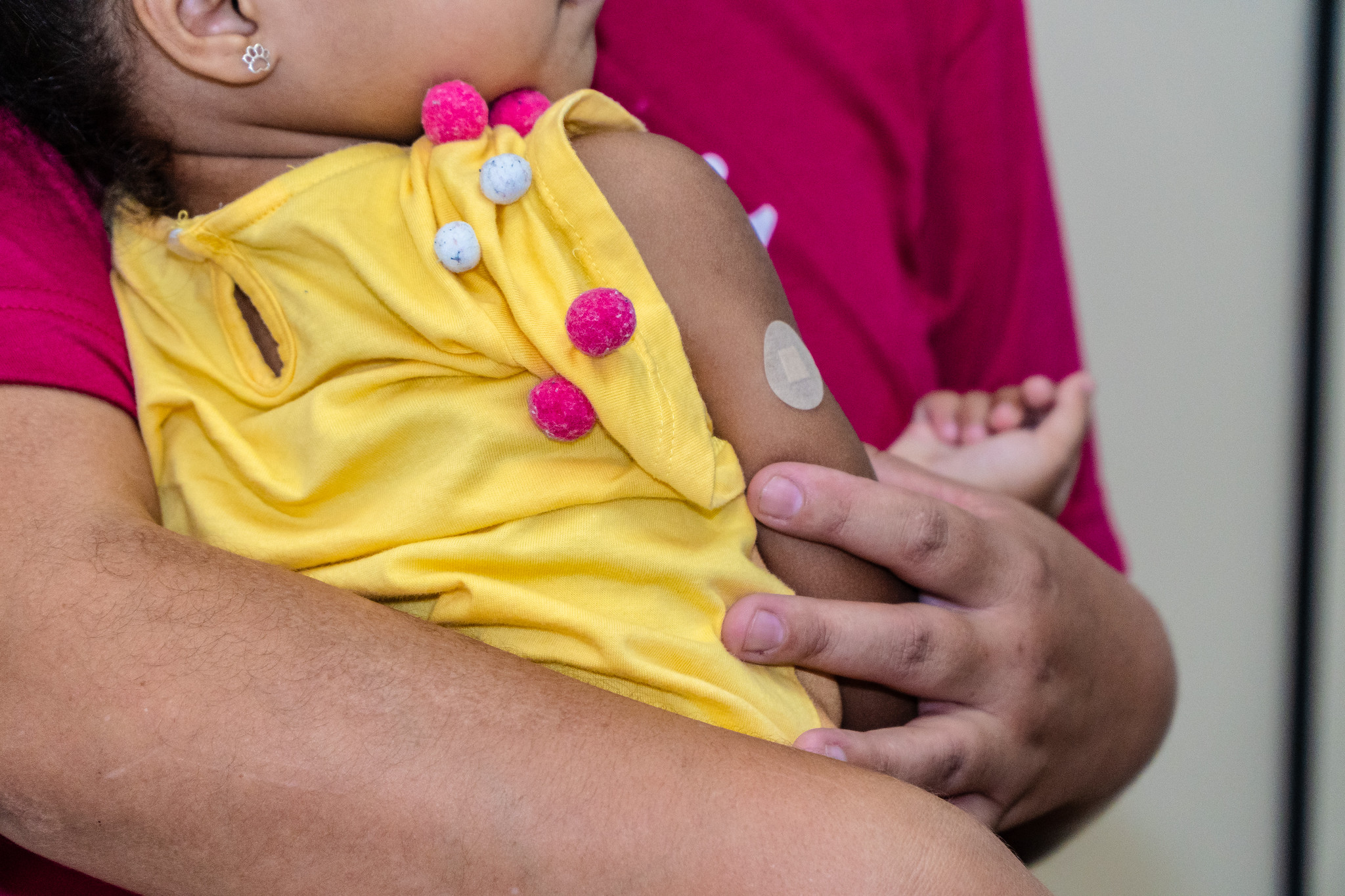 Prefeitura de Bertioga inicia vacinação infantil com pneumo 20