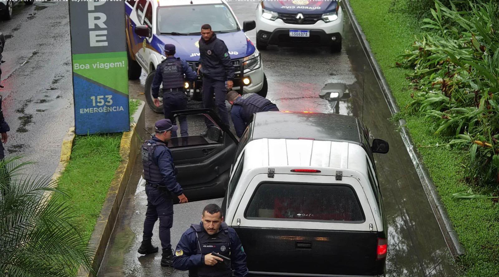 GCM de Bertioga recupera veículo furtado e prende suspeito em flagrante