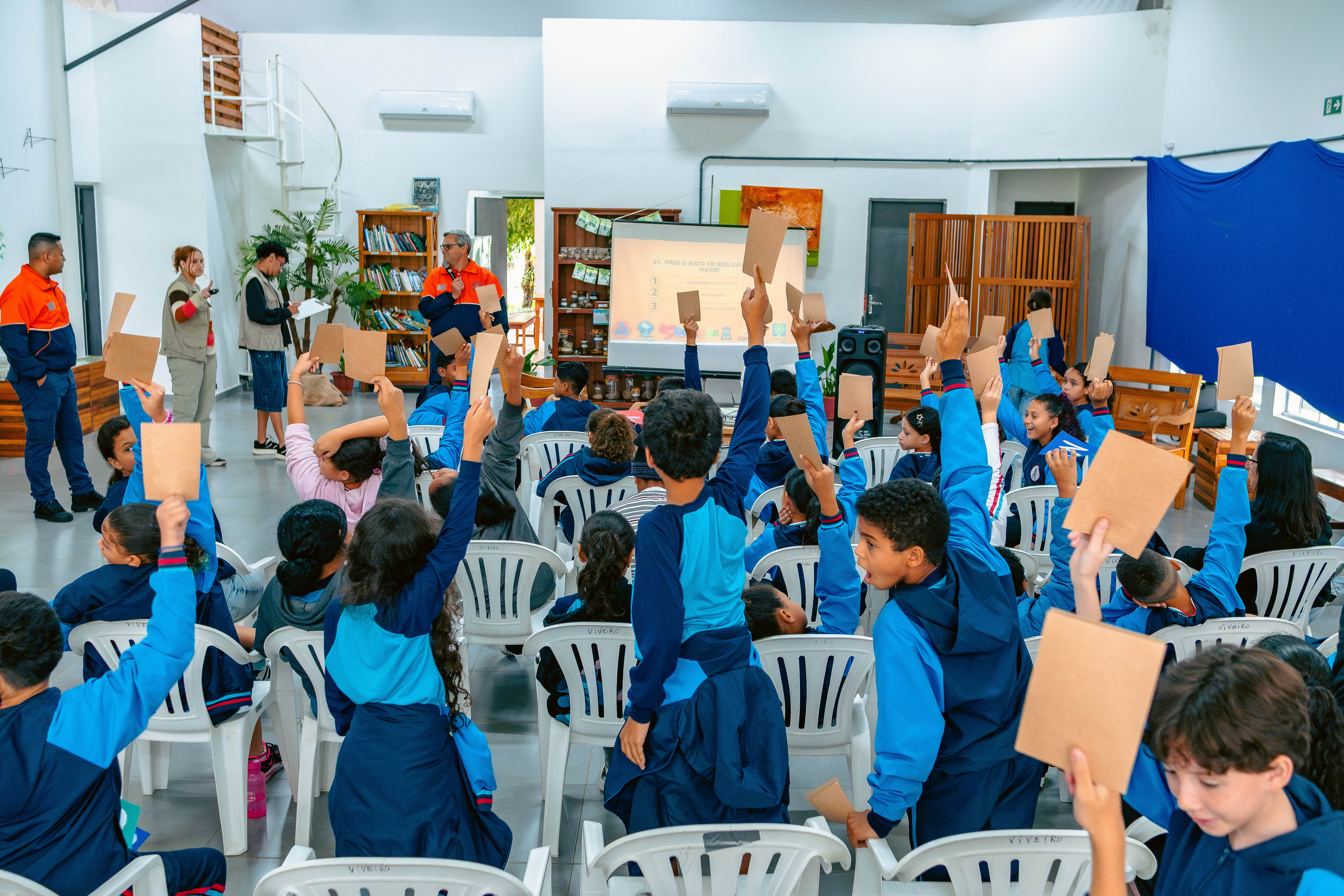 Bertioga promove Olimpíada do Conhecimento em Proteção e Defesa Civil com estudantes da rede municipal