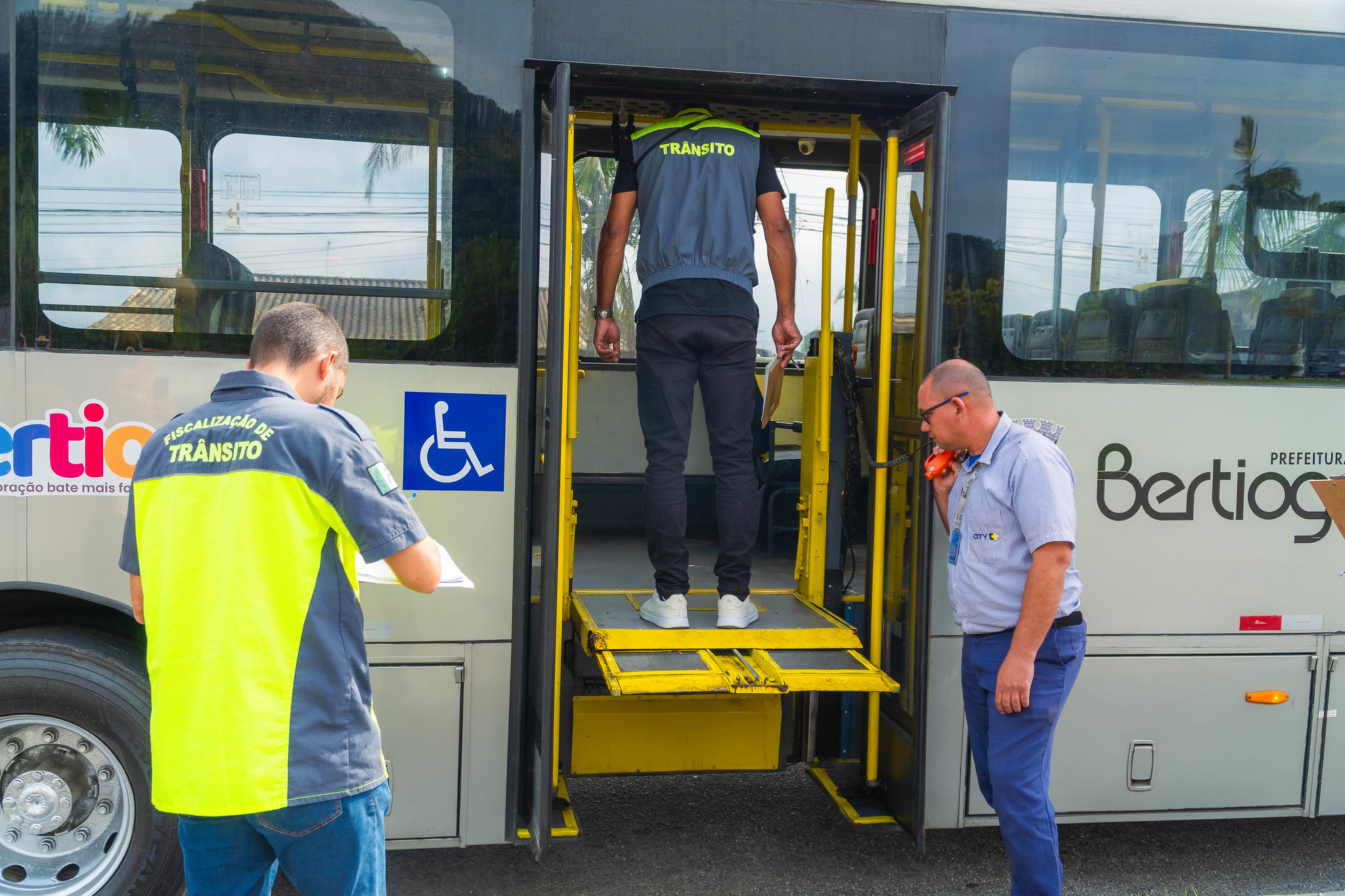 Bertioga realiza fiscalização permanente da  acessibilidade no transporte público municipal