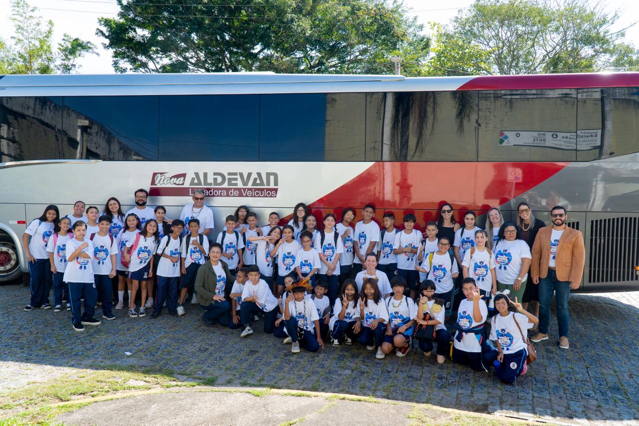 Programa Aluno Tutor de Tecnologia celebra terceira edição com formatura na sede do Google em São Paulo